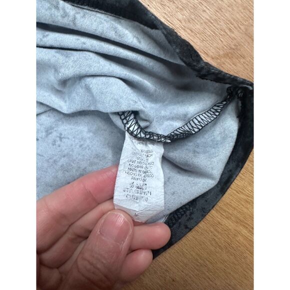 Fashion Nova Acid Wash T Shirt Black Gray Short Sleeve Crew Neck Womens XL - Picture 4 of 4